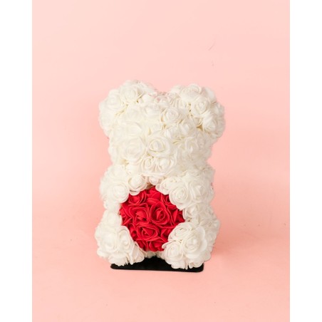 OSO DE ROSAS BLANCAS CON CORAZON