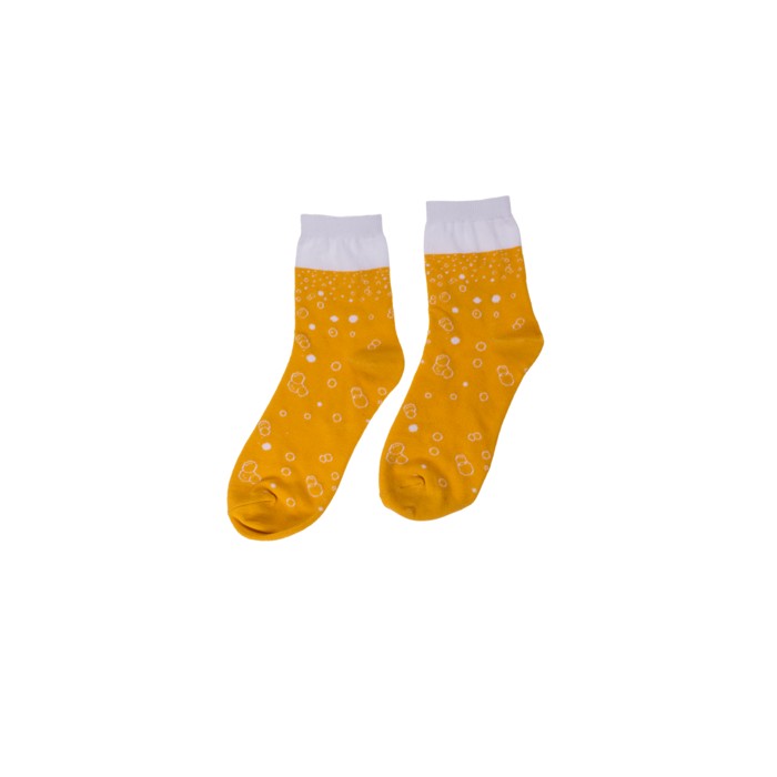 CALCETINES EN LATA DE CERVEZA
