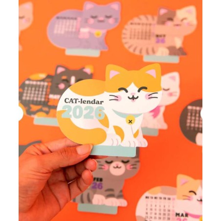 CALENDARIO DE SOBREMESA 2026 CON PEANA - MEOW 