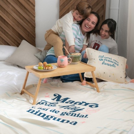 MANTA FINA - MADRE SOLO HAY UNA Y, ASÍ DE GENIAL