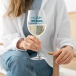 COPA DE VINO SECO O AFRUTADO, ¡BRINDEMOS...!