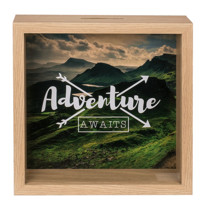 HUCHA MADERA - ADVENTURE AWAITS