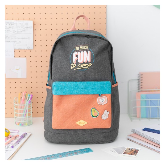 MOCHILA SO MUCH FUN TO COME