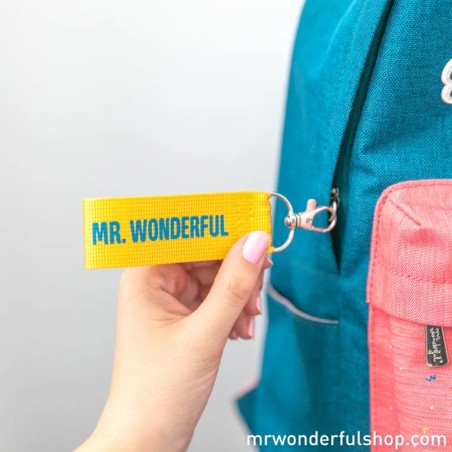 MOCHILA DOING EPIC STUFF