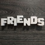 LETRAS MADERA FRIENDS