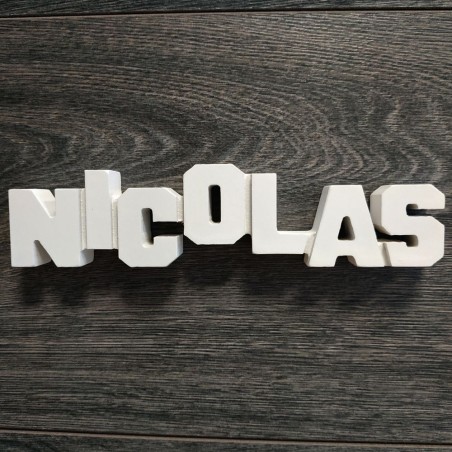 LETRAS MDF NICOLAS