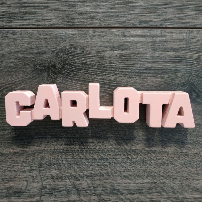 LETRAS MDF CARLOTA
