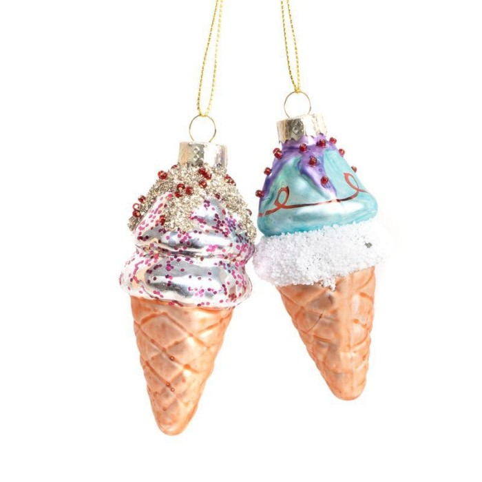 COLGANTE HELADO